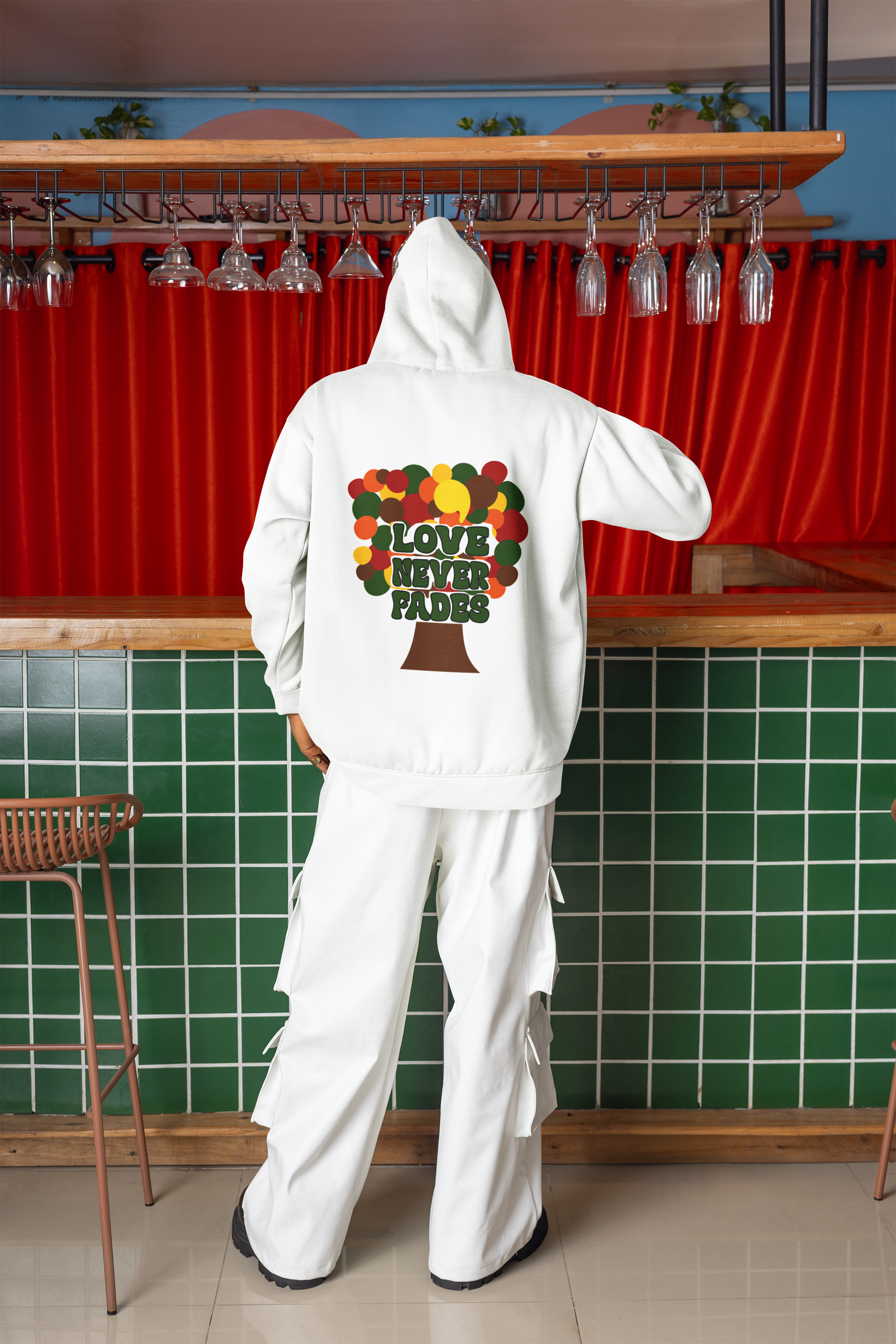 Oversized Hoodie Love Never Fades